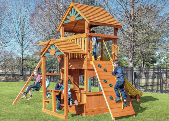 Parrot Island Fort XL w/Wood Roof, Snack Bar & Playhouse Panels