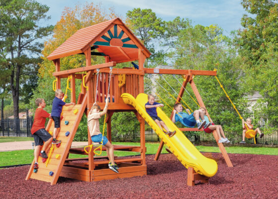 5.8 Bengal Fort w/Wood Roof