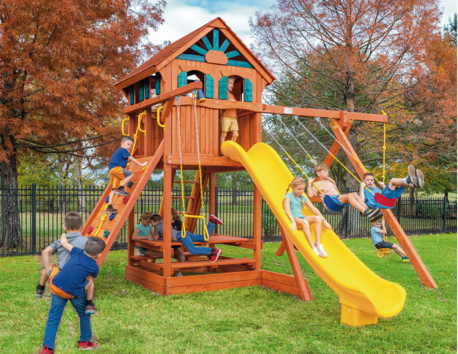 6.5 Bengal Fort w/Wood Roof & Treehouse Panels
