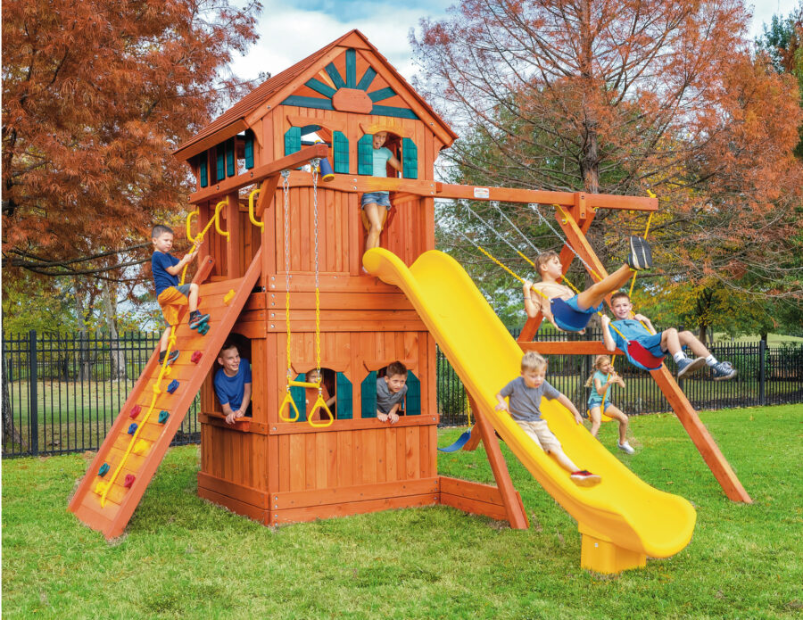 6.5 Bengal Fort w/Wood Roof, Treehouse Panels & Playhouse Panels