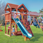 5.8 MegaDeck Fort w/Wood Roof