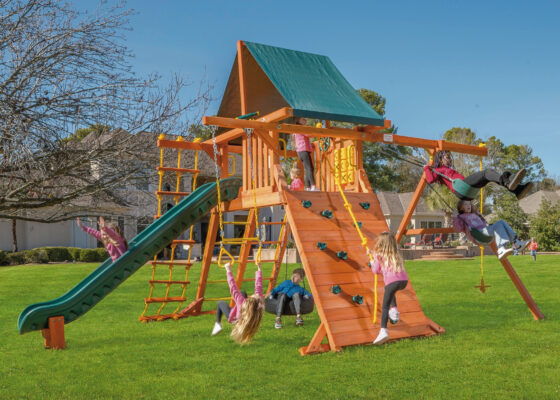Parrot Island Playcenter XL w/ BYB Tarp and Scoop Slide