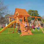 Parrot Island Playcenter XL w/ Wood Roof, Treehouse Panels and Green Scoop Slide