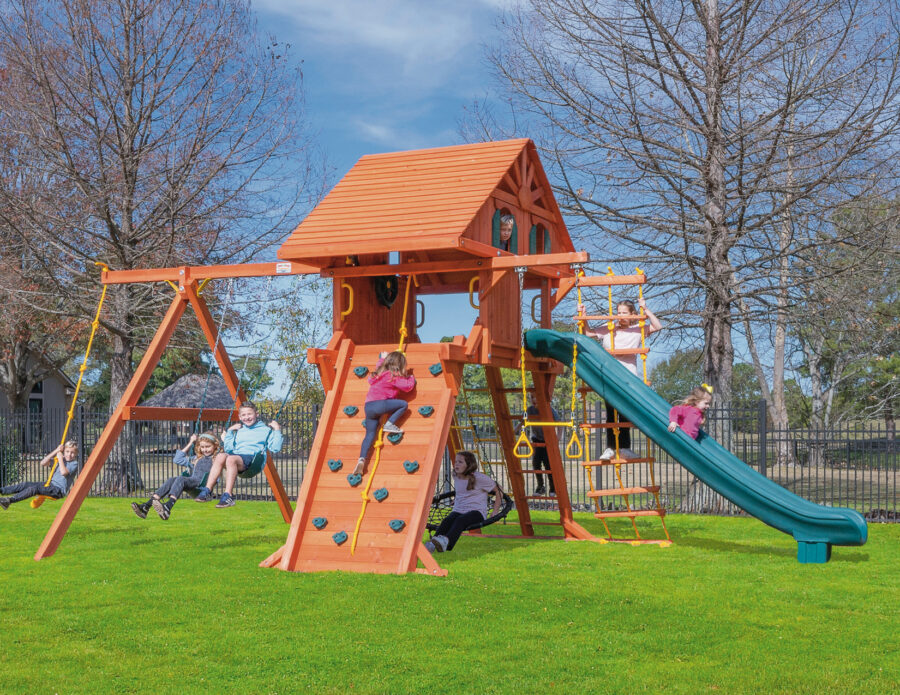 6.5 Jaguar Playcenter w/ Wood Roof, Treehouse Panels and Green DoubleWall Scoop Slide