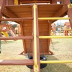 Parrot Island Playcenter XL w/ Wood Roof, Treehouse Panels and Green Scoop Slide